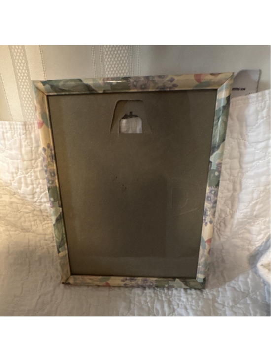 Unbranded Other - Metal Floral Multicolor Rectangle 10x12 Photo Frame Clear Glass Glossy Hanging